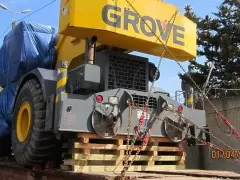 Transportation of construction equipment on rail cars